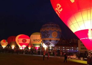 Night Glow de festival globos aereostáticos